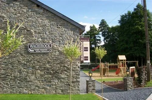 camping-wachirock-sainteode-ihtq6