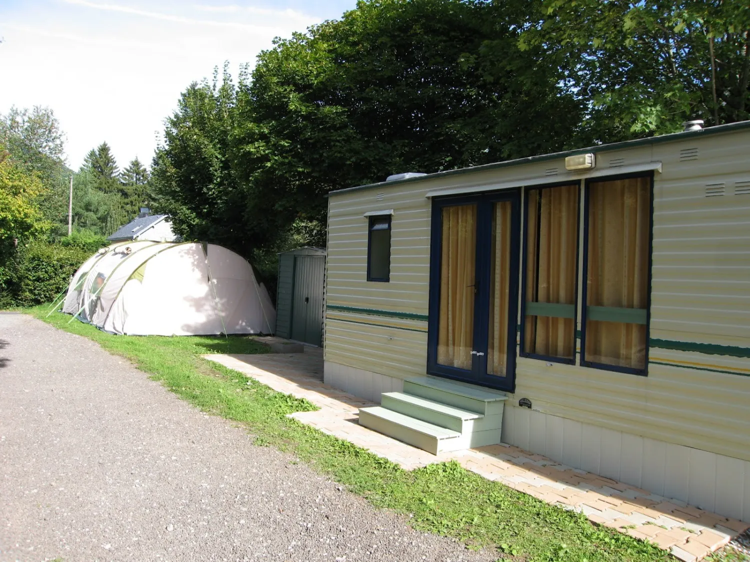 camping-les-coux-murat-le-quaire-zn59s
