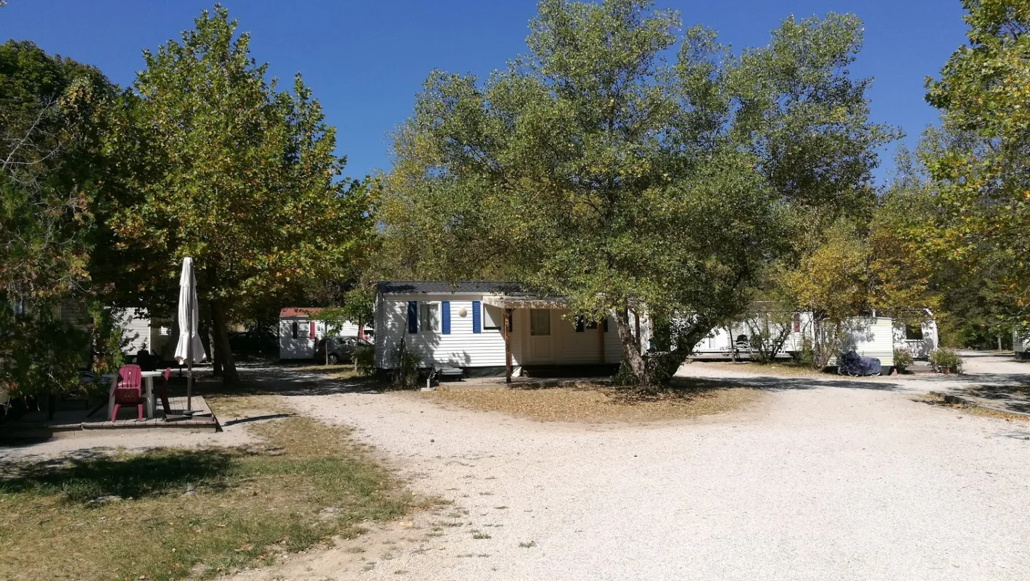 camping-de-la-pinde-drme-cls6o