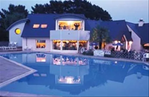 camping-les-deux-fontaines-raguens-en-nvez-owlmd