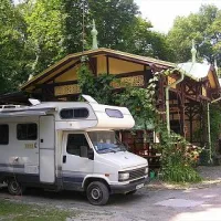 Zugligeti 'Niche' Camping