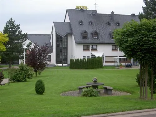 burgstadt-camping-park-kastellaun-cvxue