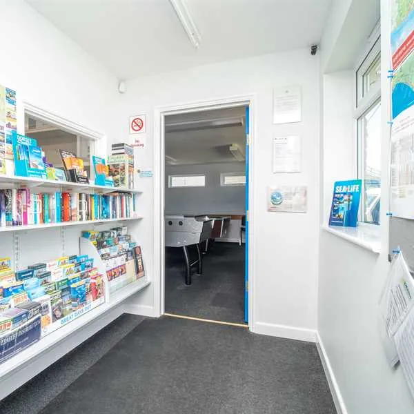 whitemead-caravan-park-wareham-bfe9a