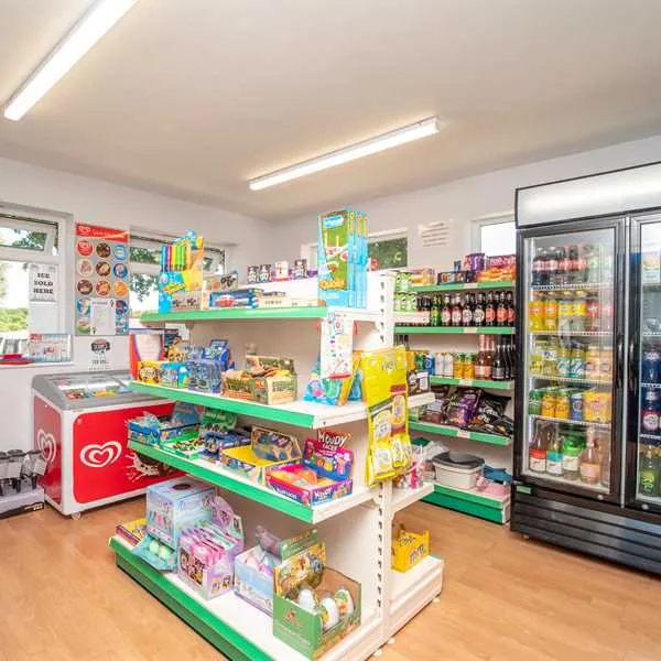 whitemead-caravan-park-wareham-d7oq3