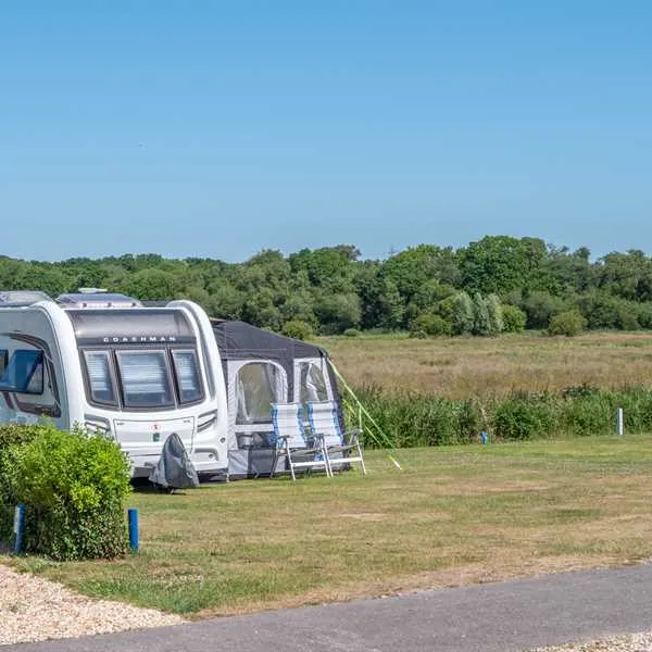 whitemead-caravan-park-wareham-gtamb