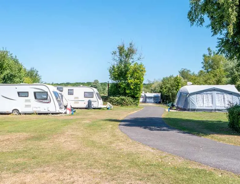 whitemead-caravan-park-wareham-romac