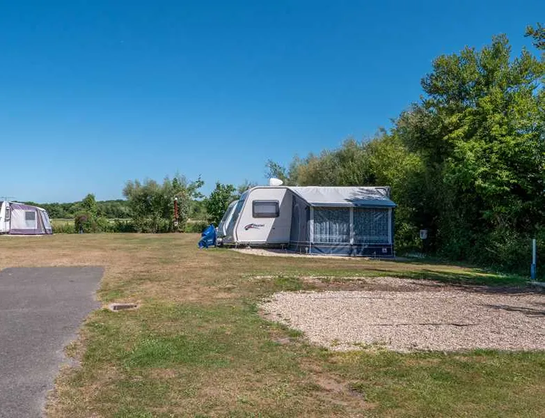 whitemead-caravan-park-wareham-saqg5