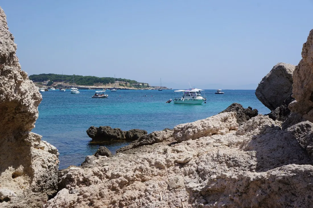 larquet-cote-bleue-martigues-cvm5b