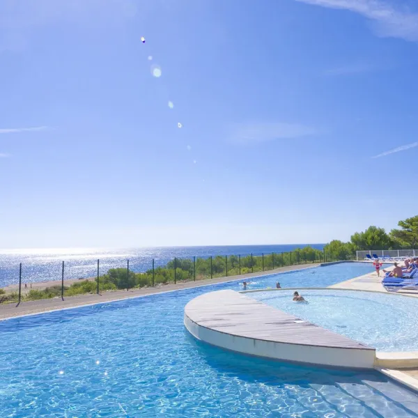 larquet-cote-bleue-martigues-yuuwy