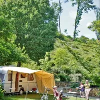camping-les-acacias-sarlat-sarlat-oorn7