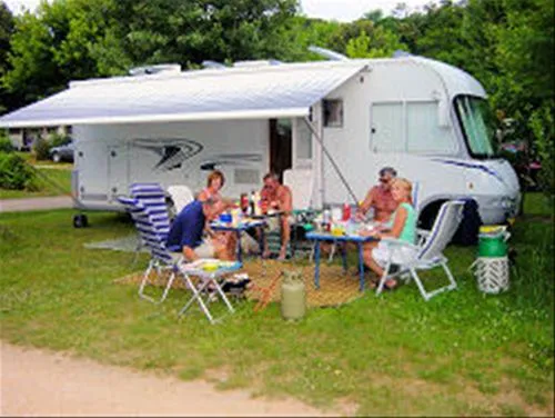 camping-les-acacias-sarlat-sarlat-qzxcd