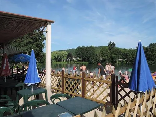 camping-des-iles-st-julien-du-sault-rqdy7