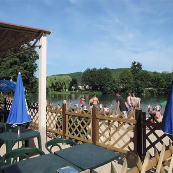 camping-des-iles-st-julien-du-sault-rqdy7