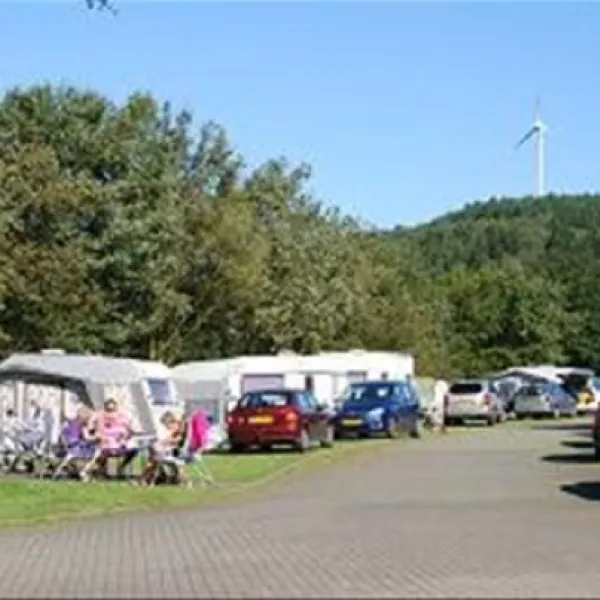 feriencamp-biggeseevier-jahreszeiten-olpesondern-tdsmw
