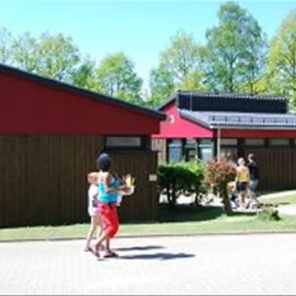 feriencamp-biggeseevier-jahreszeiten-olpesondern-w6jnh