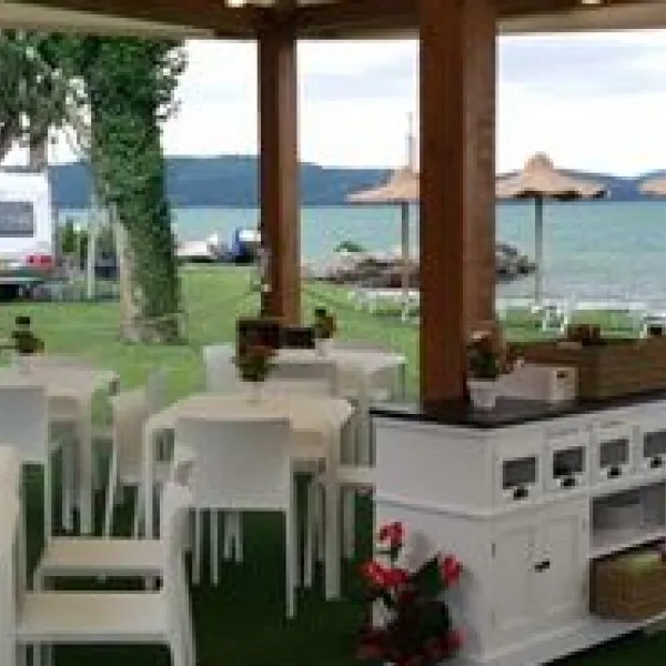 camping-la-spiaggia-passignano-sul-trasimeno-deirp