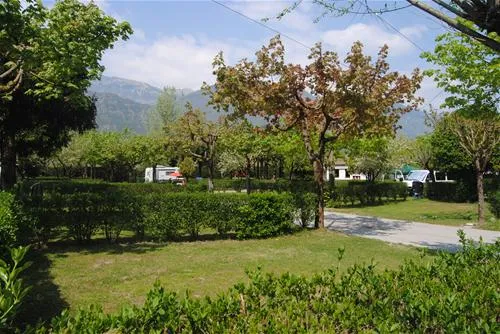 camping-miralago-baitoni-di-bondone-2kfah