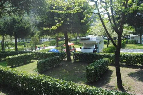 camping-miralago-baitoni-di-bondone-nhtsj
