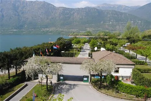 camping-miralago-baitoni-di-bondone-x3h72
