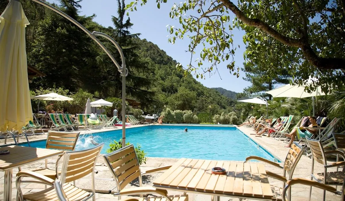 camping-delle-rose-isolabona-q0lar