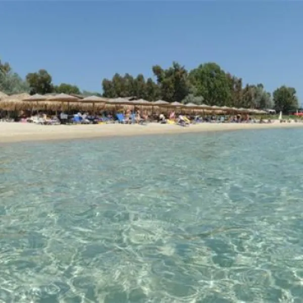 camping-alikes-ammouliani-island-b6mwj