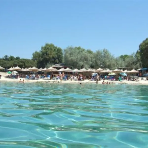 camping-alikes-ammouliani-island-w5mwl