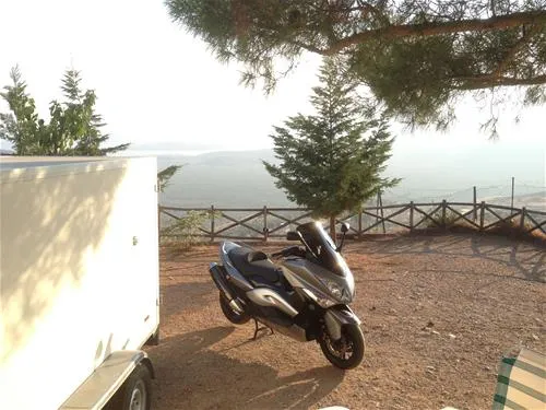 campsite-delphi-delphi-ucoh7