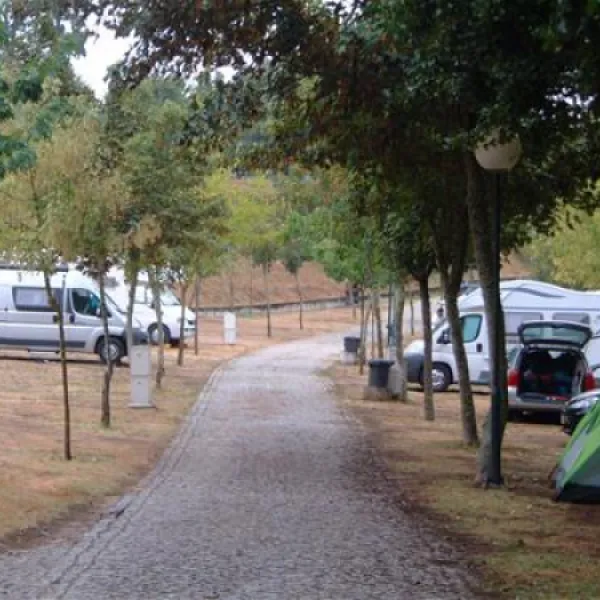 parque-de-campismo-quinta-do-rebento-chaves-lbwgo