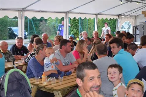 camping-la-venise-du-bocage-nesmy-5ix9i