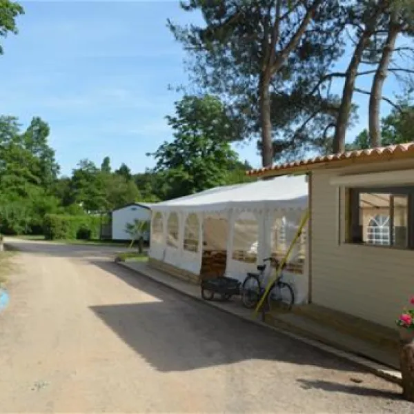 camping-la-venise-du-bocage-nesmy-jjowz