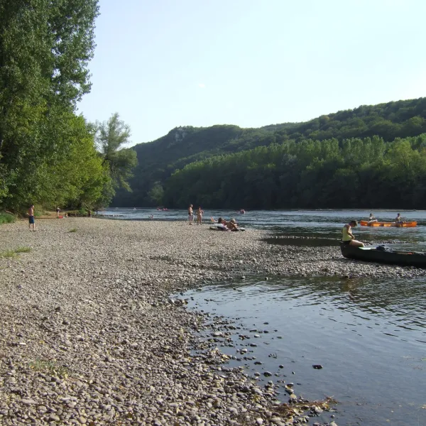 camping-les-magnanas-vzac-b87r4