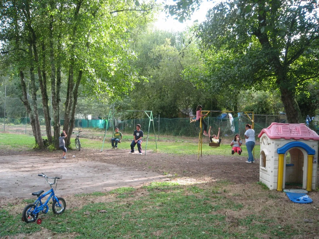 camping-green-village-bergondo-6vdqq