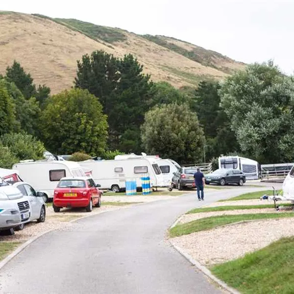 ulwell-farm-caravan-park-swanage-ptyvb