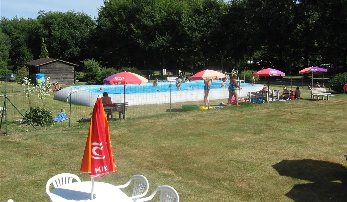 camping-champ-de-la-chapelle-braize-ss8vj