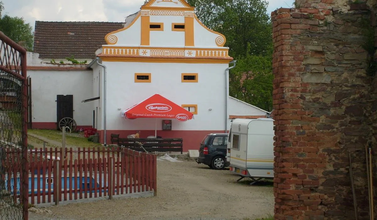 camping-kostelec-hluboka-nad-vltavou-0v0v5