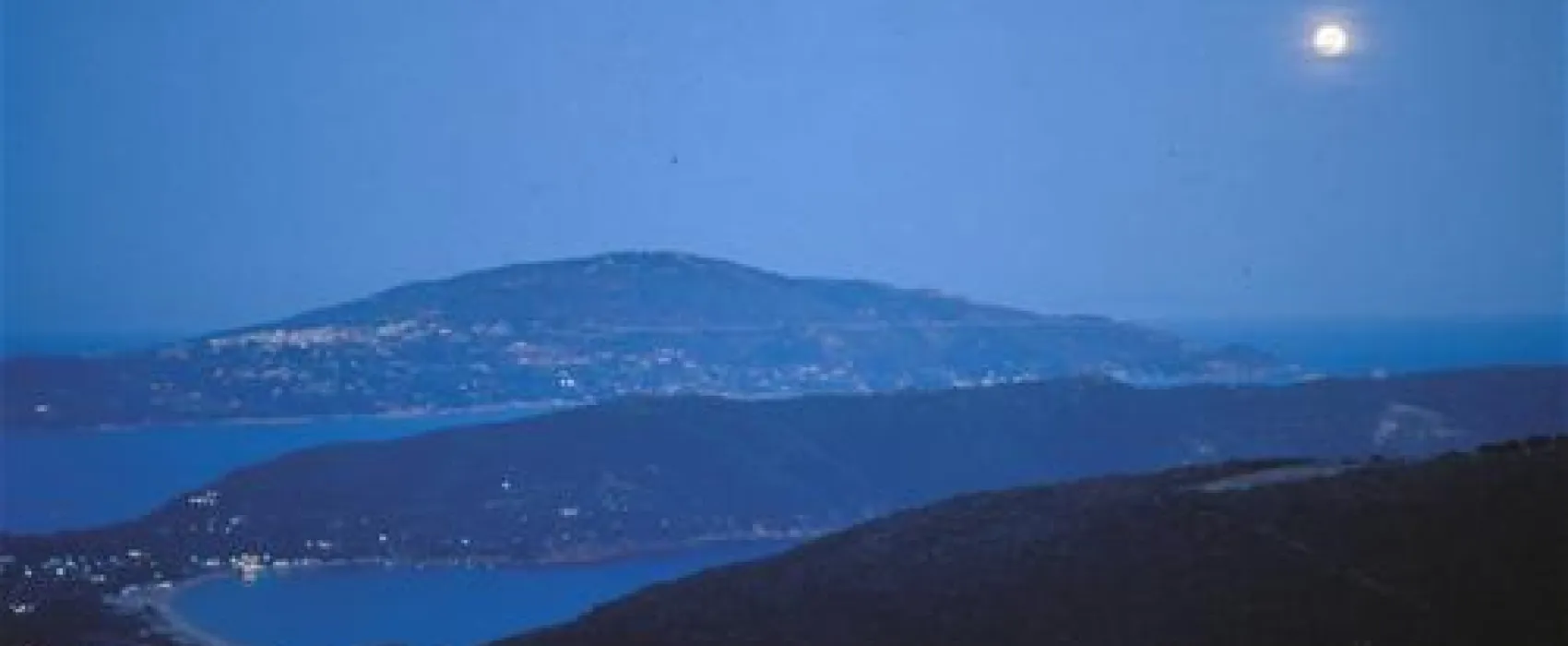 Camping Lacona Pineta