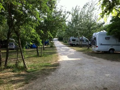 camping-ninska-laguna-nin-fzeqk