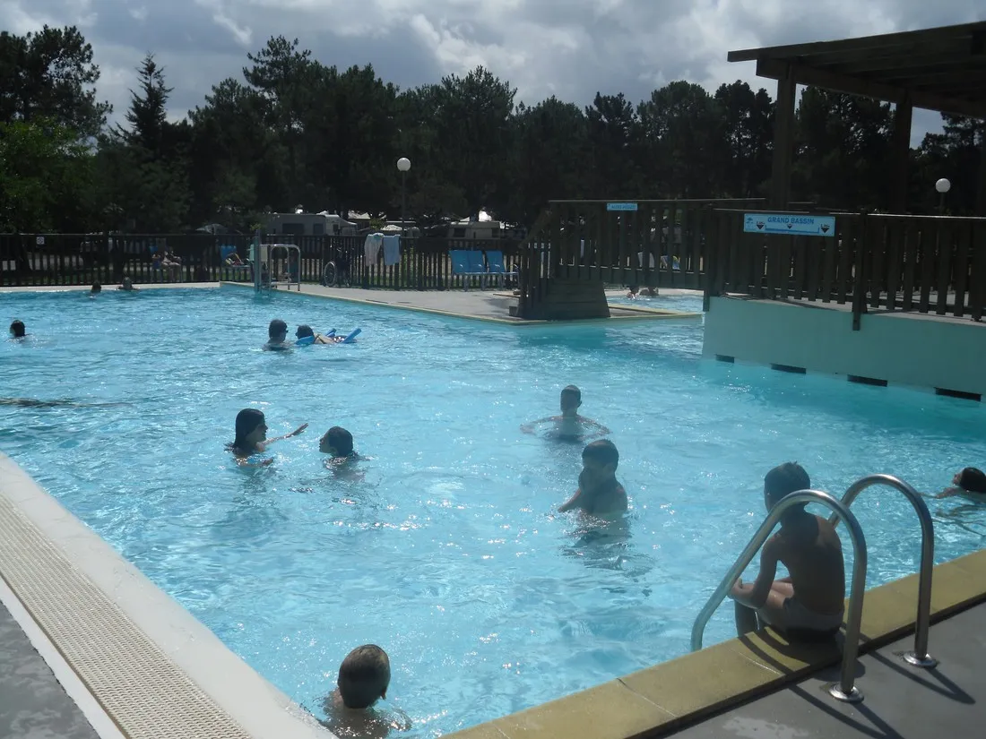 camping-municipal-les-pins-bleus-labenne-pvfll