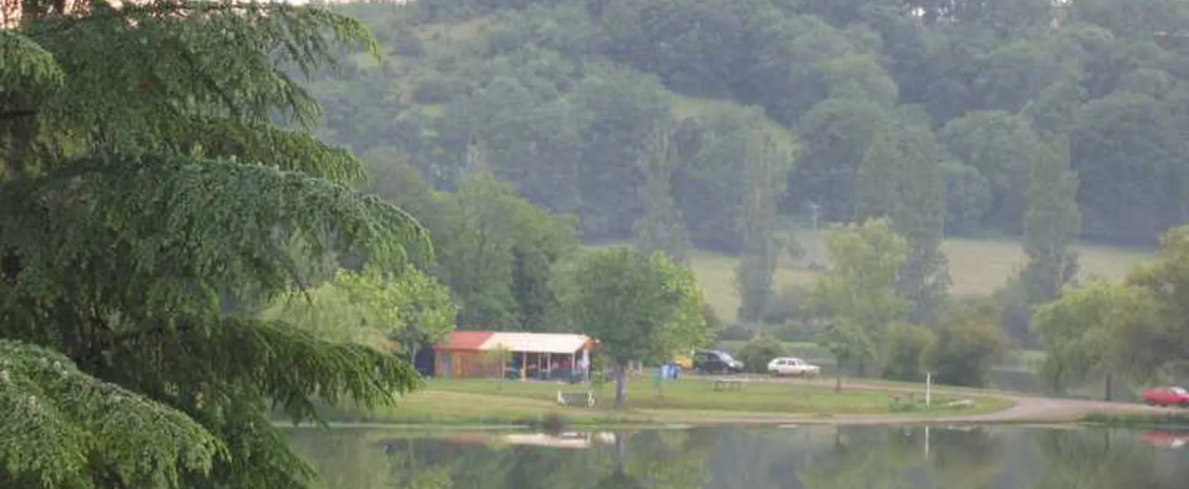 Camping Le Lac de Parisot  