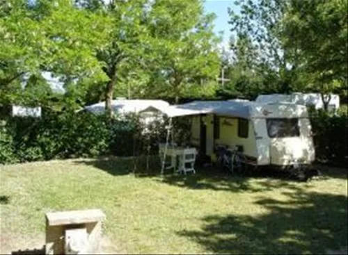 flower-camping-val-de-loire-les-rosiers-sur-loire-94ch4