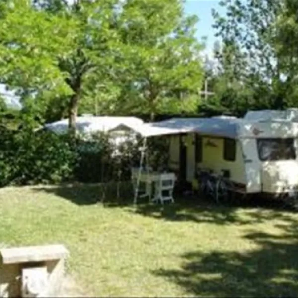 flower-camping-val-de-loire-les-rosiers-sur-loire-94ch4