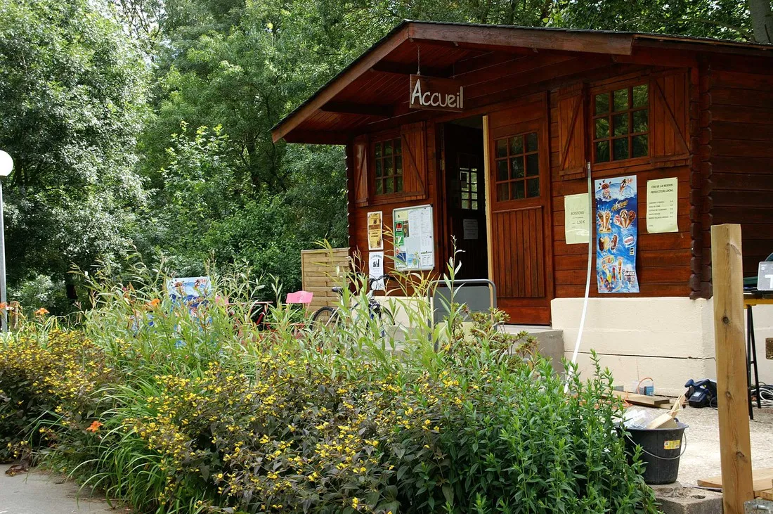 flower-camping-val-de-loire-les-rosiers-sur-loire-chmmr