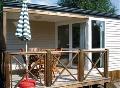 flower-camping-val-de-loire-les-rosiers-sur-loire-zgi2s