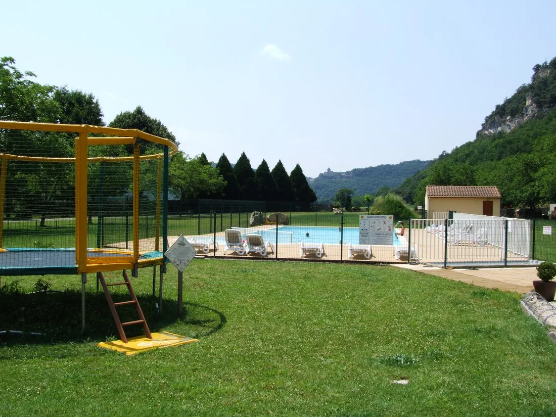 camping-la-plage-vezac-ufrre
