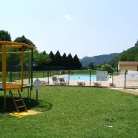 camping-la-plage-vezac-ufrre