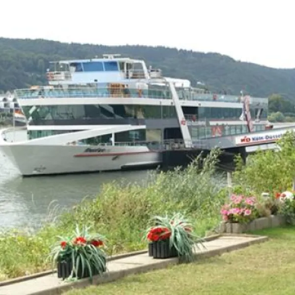 wellnessrheinparkcamping-bad-hnningen-4fdqf