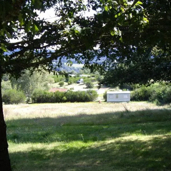 camping-naturiste-domaine-des-monts-de-bussy-eymoutiers-977ia