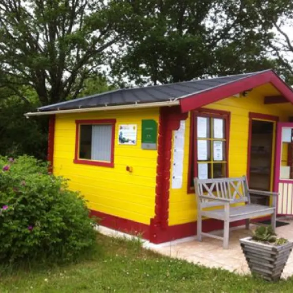 camping-naturiste-domaine-des-monts-de-bussy-eymoutiers-nqdth
