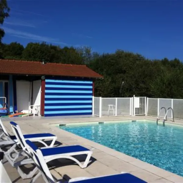 camping-naturiste-domaine-des-monts-de-bussy-eymoutiers-ps73h
