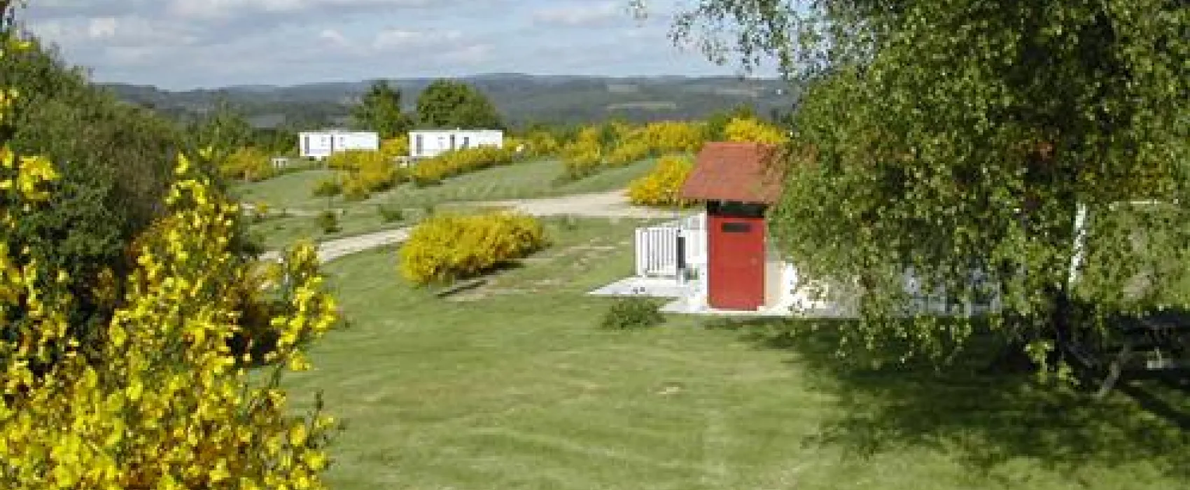 Camping Naturiste Domaine des Monts de Bussy